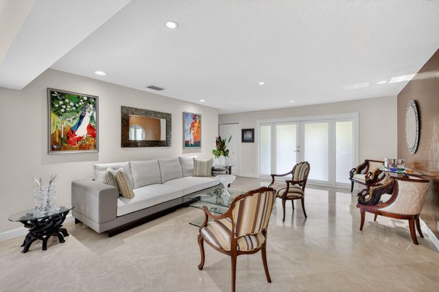 2300 NE 16th Avenue, Wilton Manors, FL 33305