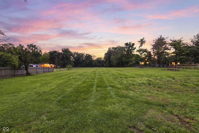 8520 Morgantown Road, Indianapolis, IN 46217