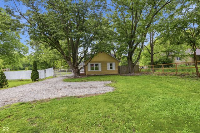 8520 Morgantown Road, Indianapolis, IN 46217