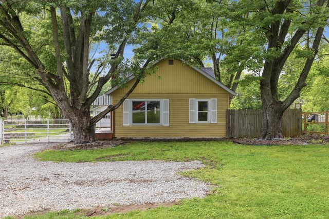 8520 Morgantown Road, Indianapolis, IN 46217