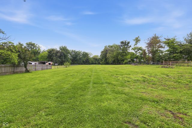 8520 Morgantown Road, Indianapolis, IN 46217