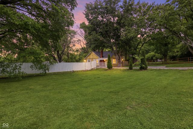 8520 Morgantown Road, Indianapolis, IN 46217