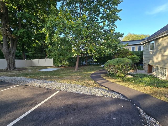 288 Pleasant St 7, Stoughton, MA 02072