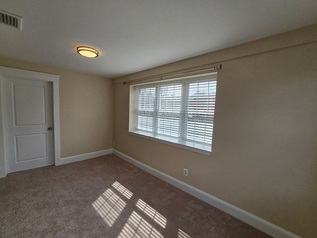 288 Pleasant St 7, Stoughton, MA 02072