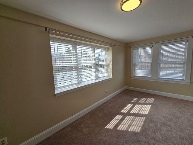 288 Pleasant St 7, Stoughton, MA 02072