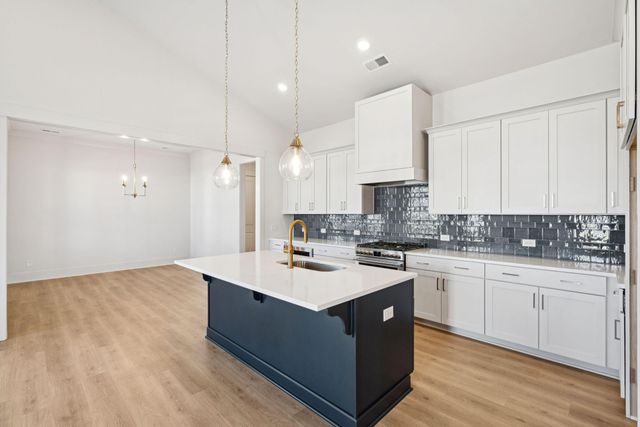 827 Gentle Breeze Drive, Summerville, SC 29486