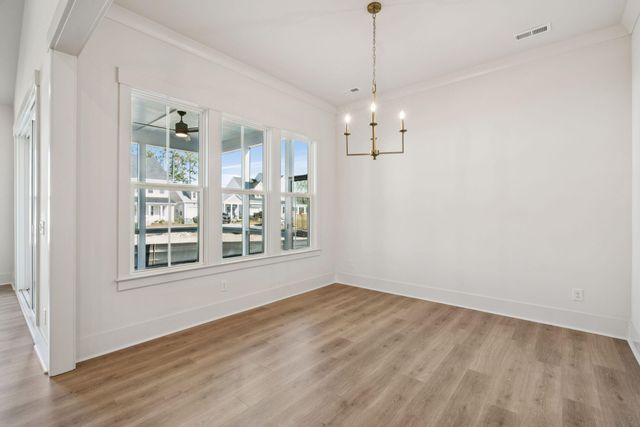 827 Gentle Breeze Drive, Summerville, SC 29486