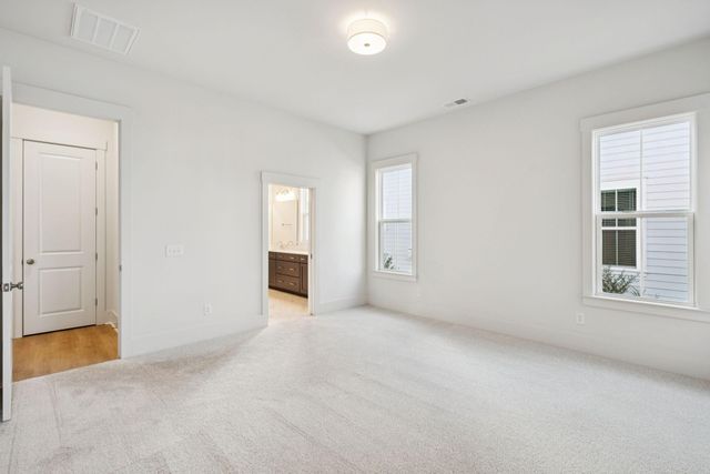 827 Gentle Breeze Drive, Summerville, SC 29486