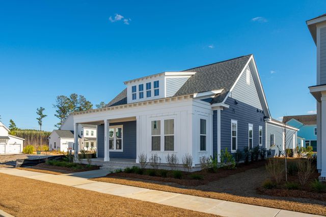 827 Gentle Breeze Drive, Summerville, SC 29486