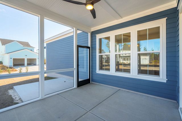 827 Gentle Breeze Drive, Summerville, SC 29486