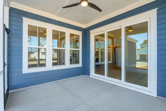 827 Gentle Breeze Drive, Summerville, SC 29486