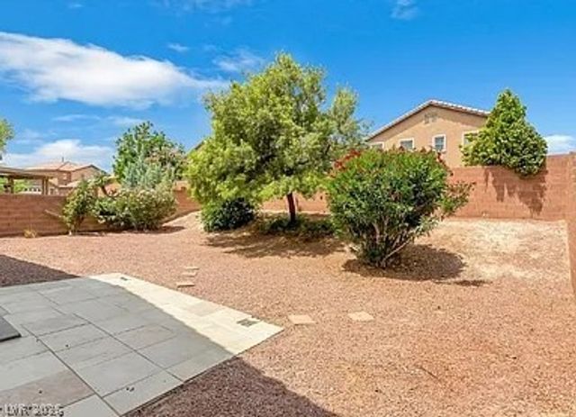 6507 Copper Smith Court, North Las Vegas, NV 89084