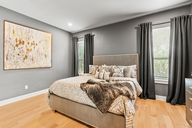 208 Lake Valley Drive, Maumelle, AR 72113