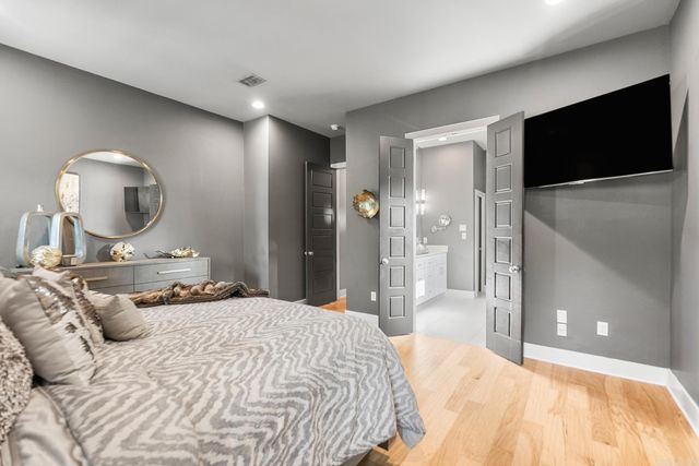 208 Lake Valley Drive, Maumelle, AR 72113