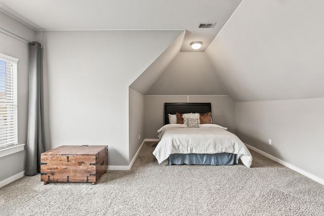 208 Lake Valley Drive, Maumelle, AR 72113