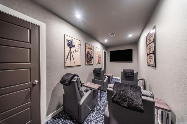 208 Lake Valley Drive, Maumelle, AR 72113