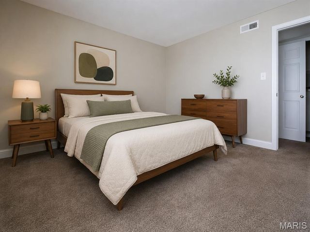 1 Berview Circle B, Mehlville, MO 63129