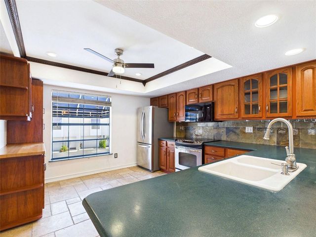 745 PINELLAS BAYWAY S 202, Tierra Verde, FL 33715