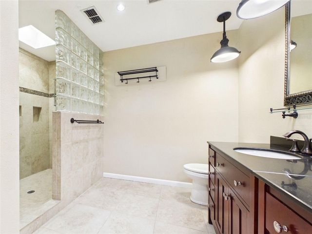 745 PINELLAS BAYWAY S 202, Tierra Verde, FL 33715
