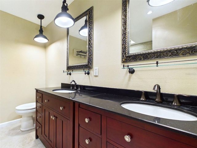 745 PINELLAS BAYWAY S 202, Tierra Verde, FL 33715