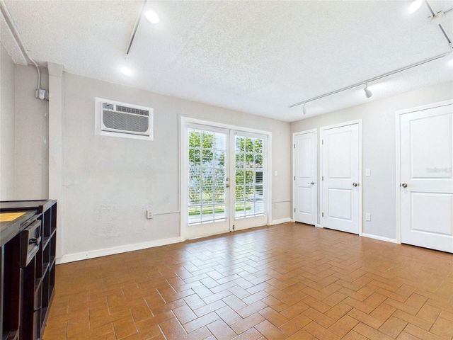 745 PINELLAS BAYWAY S 202, Tierra Verde, FL 33715