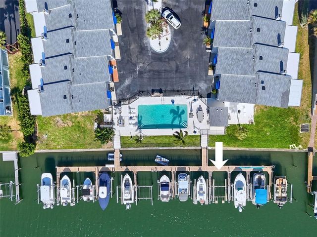 745 PINELLAS BAYWAY S 202, Tierra Verde, FL 33715