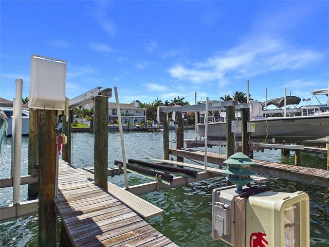 745 PINELLAS BAYWAY S 202, Tierra Verde, FL 33715