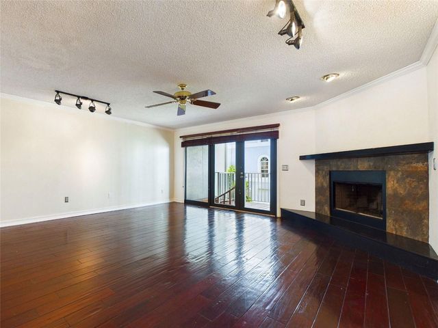 745 PINELLAS BAYWAY S 202, Tierra Verde, FL 33715