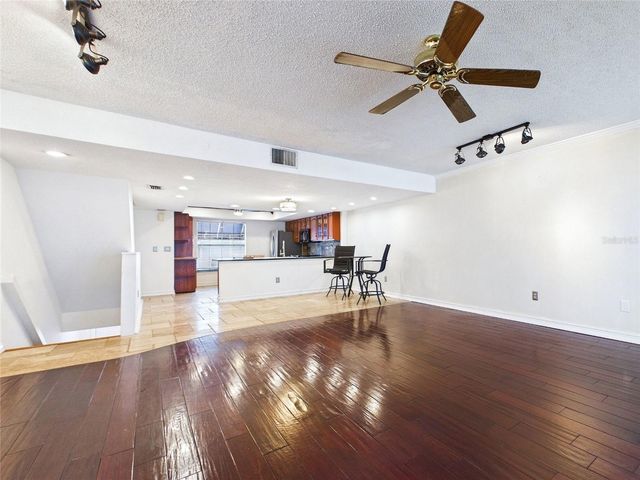 745 PINELLAS BAYWAY S 202, Tierra Verde, FL 33715