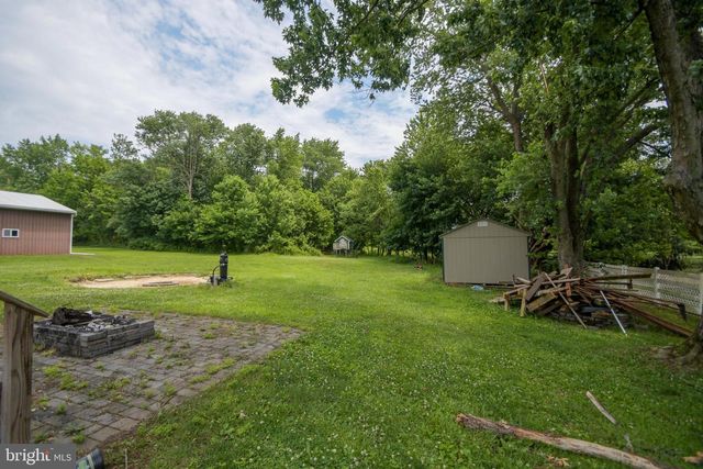 1417 OLD AIRPORT RD, Douglassville, PA 19518