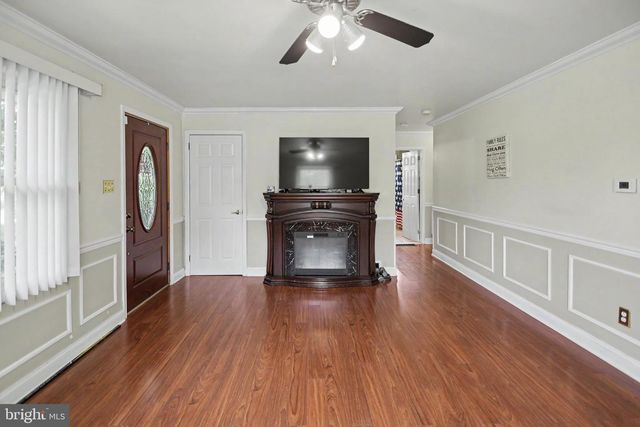 1417 OLD AIRPORT RD, Douglassville, PA 19518
