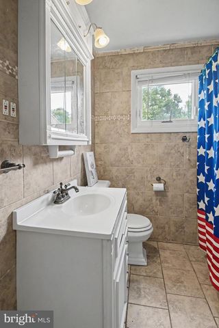 1417 OLD AIRPORT RD, Douglassville, PA 19518