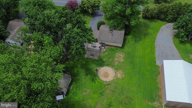 1417 OLD AIRPORT RD, Douglassville, PA 19518