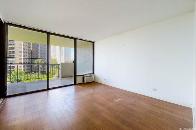 98-500 Koauka Loop 7M, Aiea, HI 96701