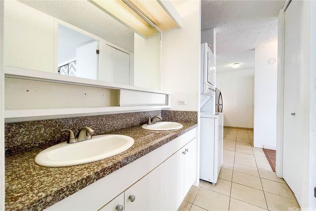 98-500 Koauka Loop 7M, Aiea, HI 96701