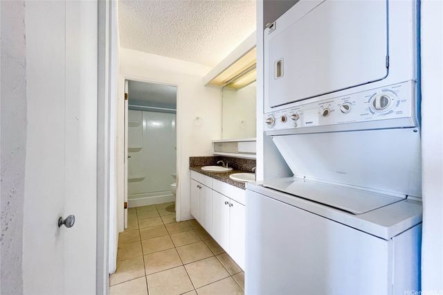 98-500 Koauka Loop 7M, Aiea, HI 96701