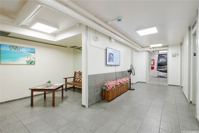 98-500 Koauka Loop 7M, Aiea, HI 96701