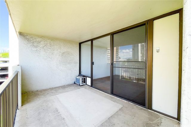 98-500 Koauka Loop 7M, Aiea, HI 96701