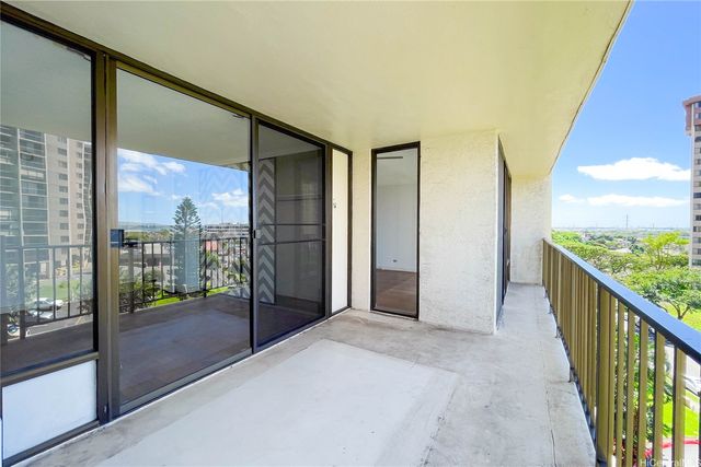 98-500 Koauka Loop 7M, Aiea, HI 96701