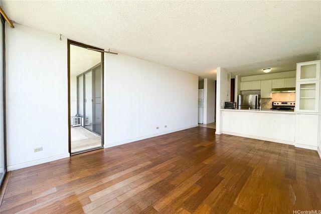 98-500 Koauka Loop 7M, Aiea, HI 96701