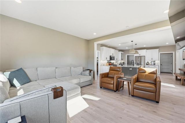 1303 Larson Avenue, Warrensburg, MO 64093