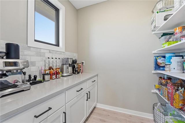 1303 Larson Avenue, Warrensburg, MO 64093