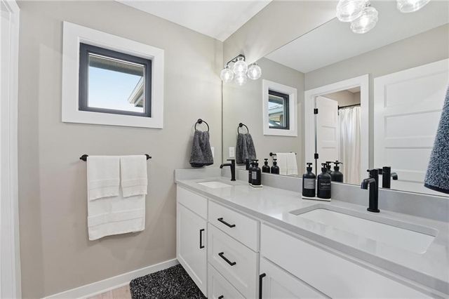 1303 Larson Avenue, Warrensburg, MO 64093