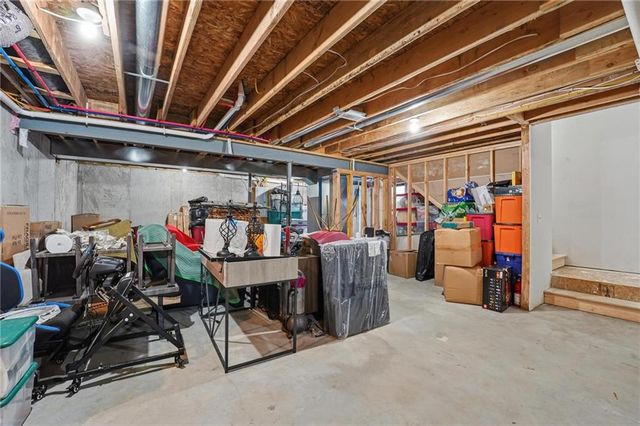 1303 Larson Avenue, Warrensburg, MO 64093