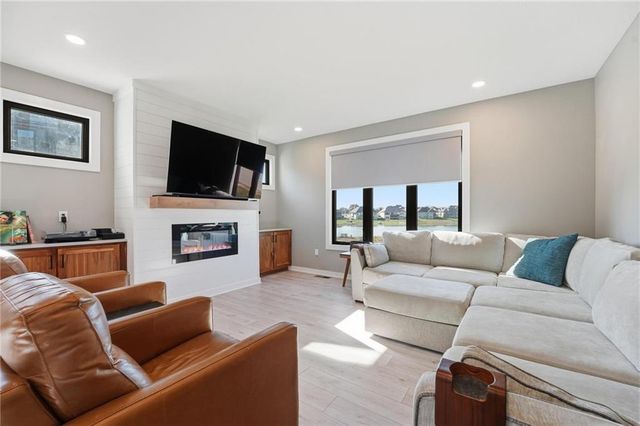 1303 Larson Avenue, Warrensburg, MO 64093