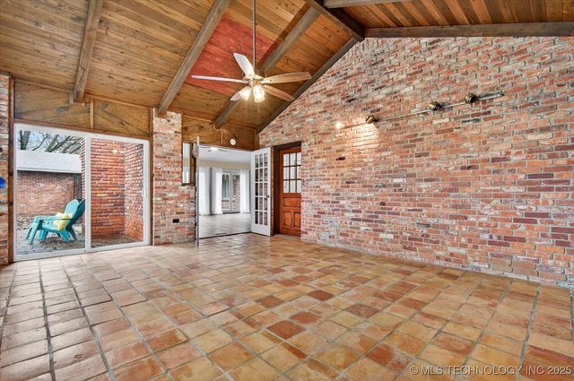 2318 Dorchester Drive, Bartlesville, OK 74006