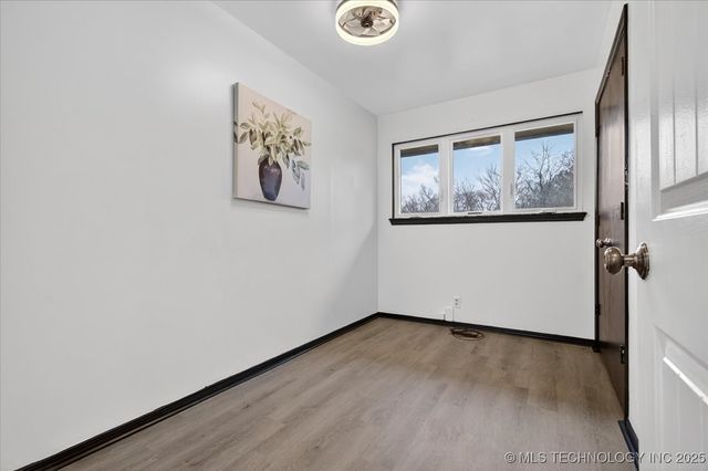 2318 Dorchester Drive, Bartlesville, OK 74006