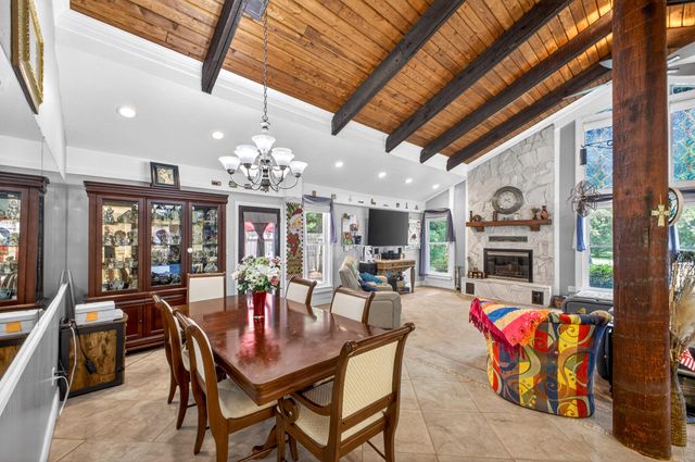 21 NE Wedgewood Lane, Fort Walton Beach, FL 32547