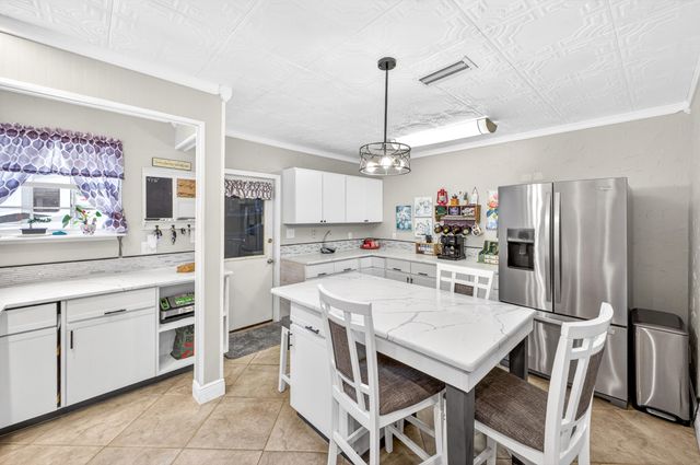 21 NE Wedgewood Lane, Fort Walton Beach, FL 32547