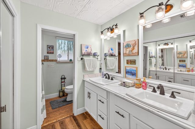 21 NE Wedgewood Lane, Fort Walton Beach, FL 32547